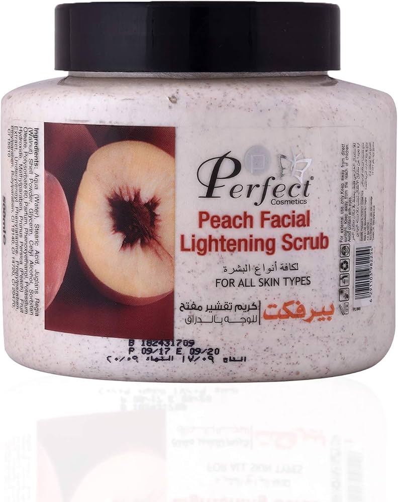 PERFECT CREAM 500 ML is a moisturizing cream that helps nourish, hydrate, and soften the skin, leaving it smooth and refreshed.